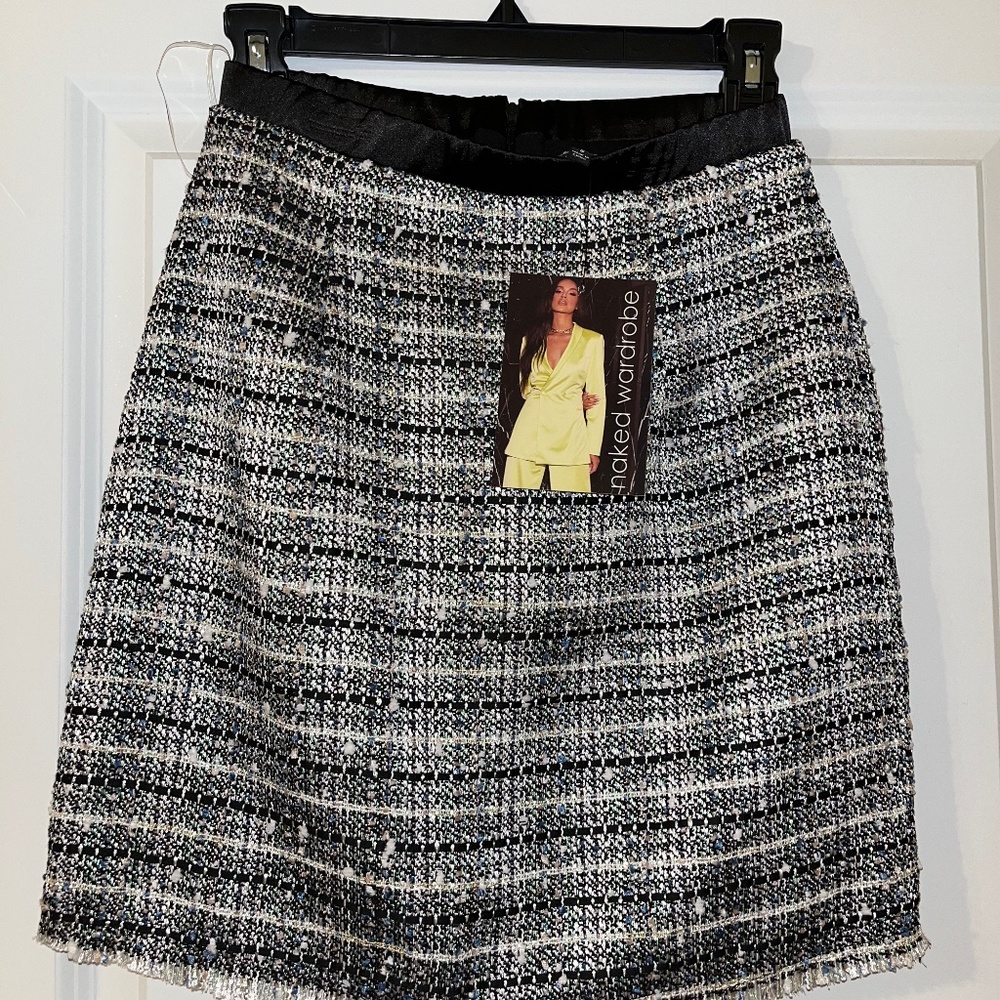 Naked wardrobe skirt